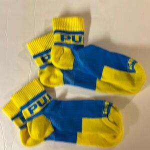 2 pairs of Pump! ankle length athletic socks